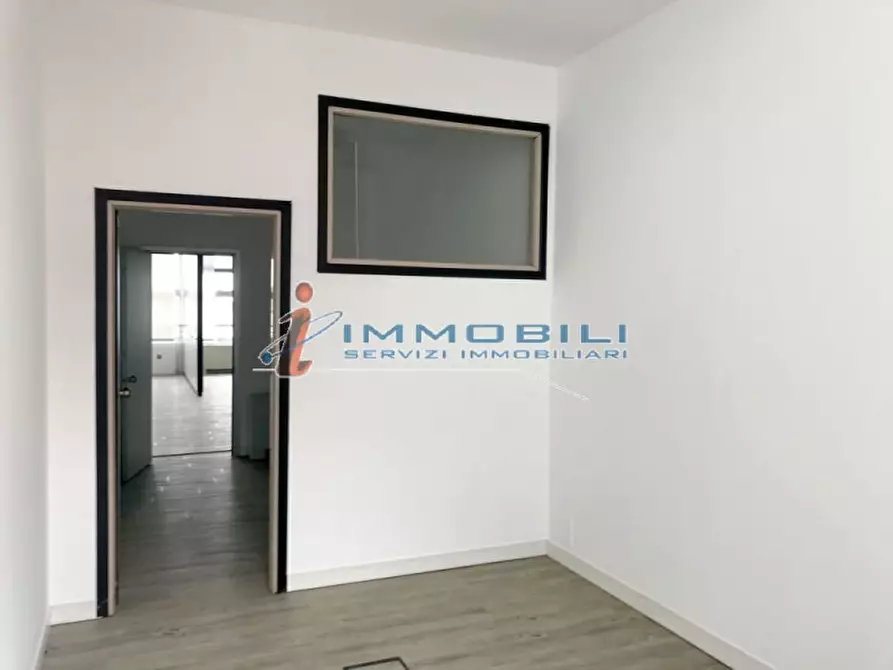 Immagine 12 di Ufficio in affitto  in VIA MECENATE a Milano