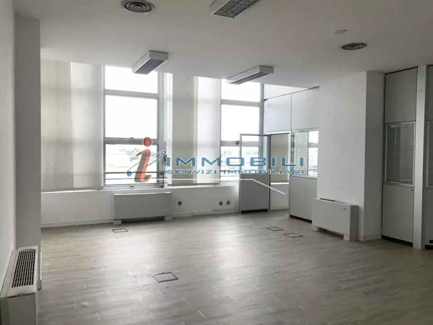 Immagine 13 di Ufficio in affitto  in VIA MECENATE a Milano