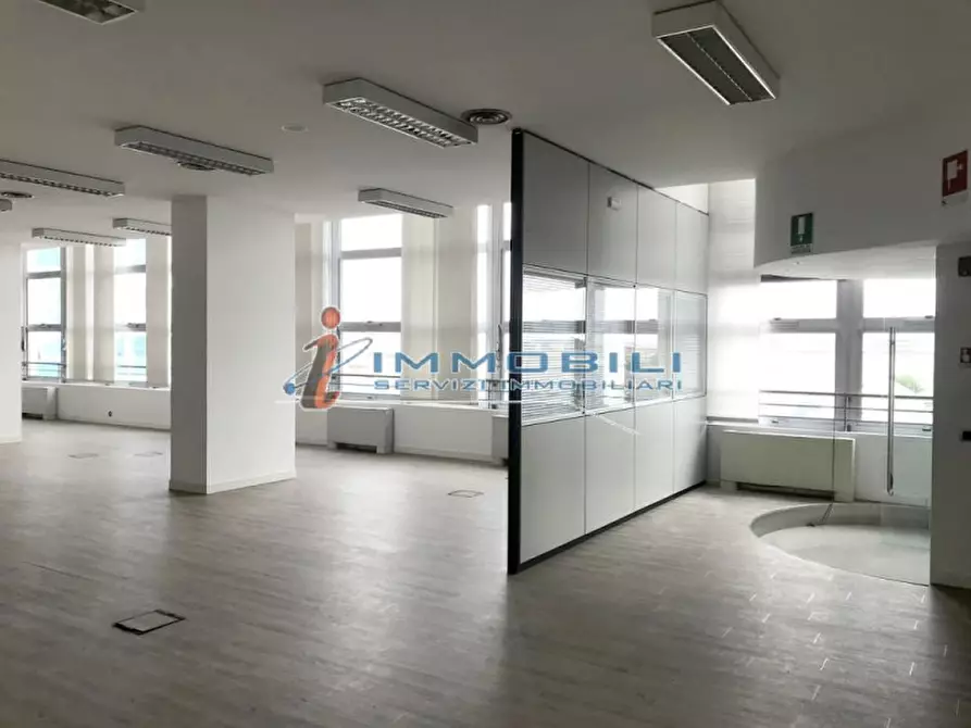 Immagine 23 di Ufficio in affitto  in VIA MECENATE a Milano