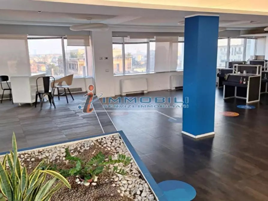 Immagine 6 di Ufficio in affitto  in VIALE MONZA a Milano