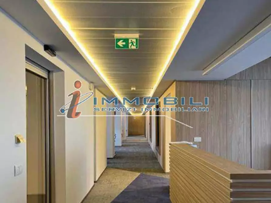 Immagine 5 di Ufficio in affitto  in VIALE MONZA a Milano