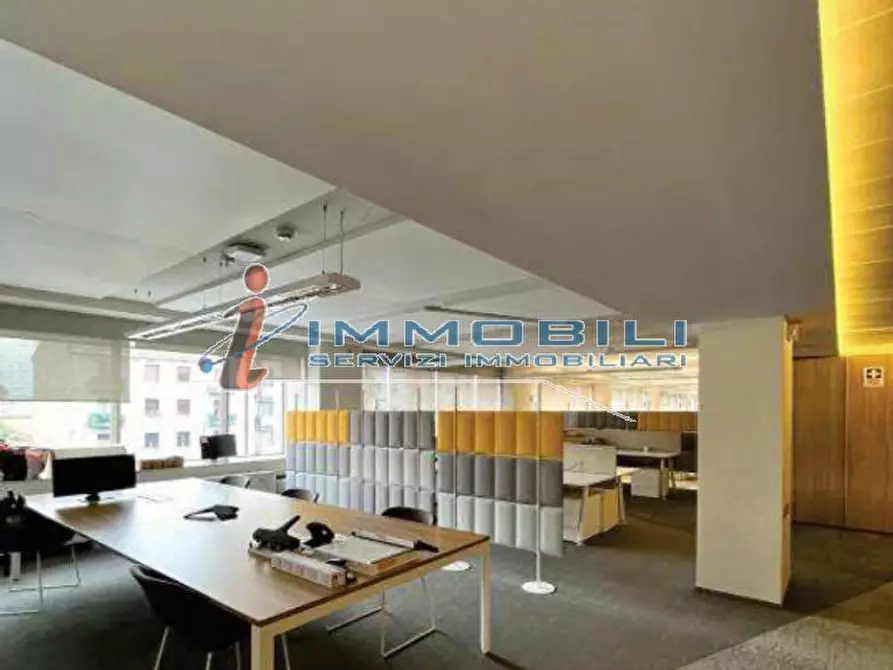 Immagine 6 di Ufficio in affitto  in VIALE MONZA a Milano