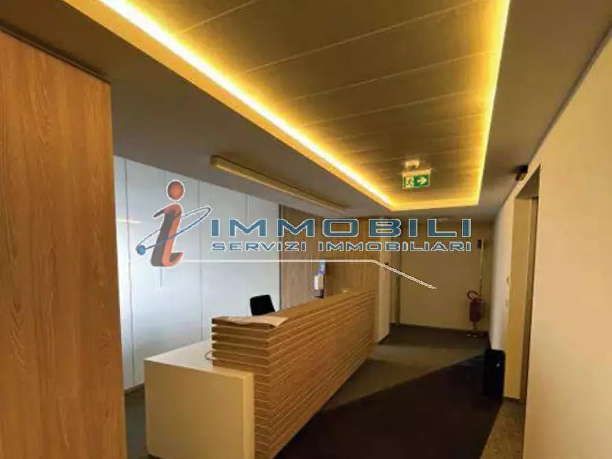 Immagine 7 di Ufficio in affitto  in VIALE MONZA a Milano