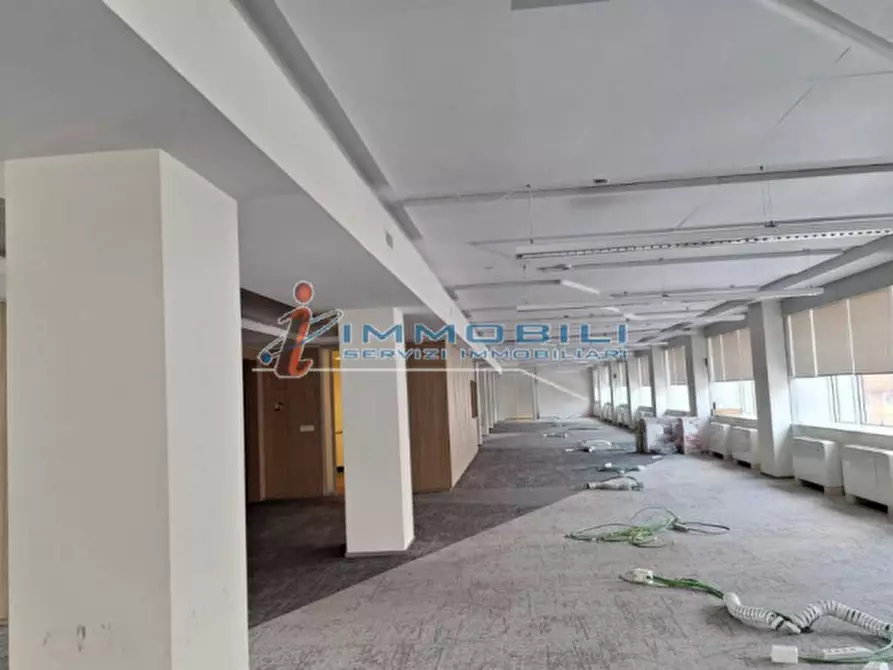 Immagine 18 di Ufficio in affitto  in VIALE MONZA a Milano