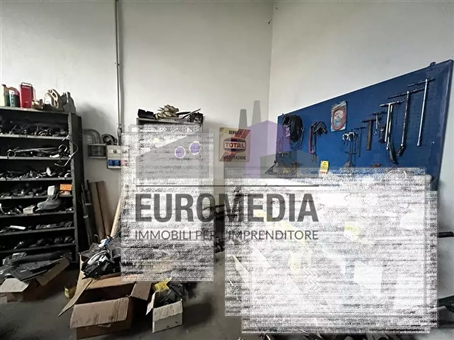 Immagine 5 di Capannone industriale in vendita  in Via Paolini a Altavilla Vicentina