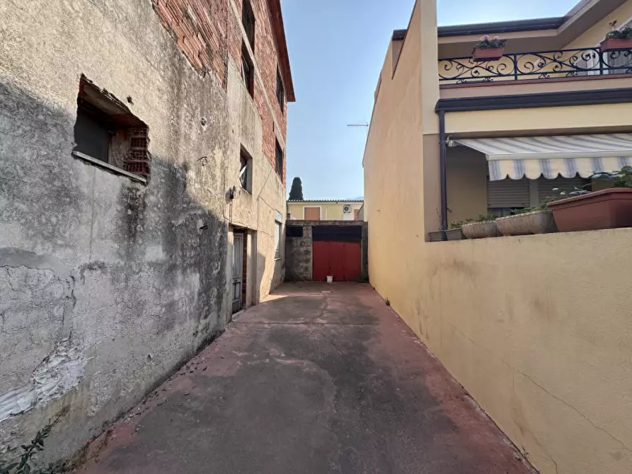 Immagine 30 di Appartamento in vendita  in Via Giordano Bruno a Siniscola