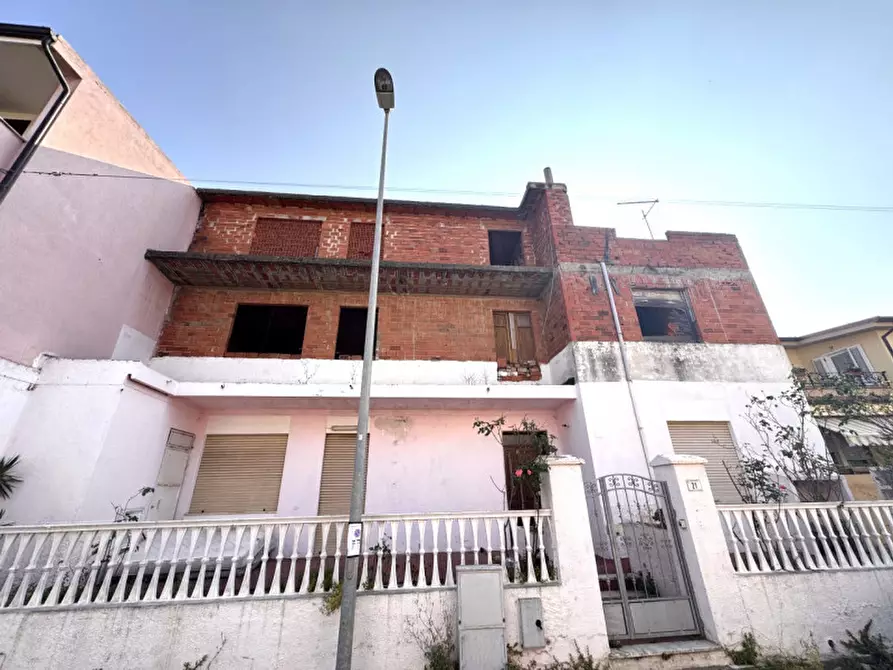 Immagine 34 di Appartamento in vendita  in Via Giordano Bruno a Siniscola