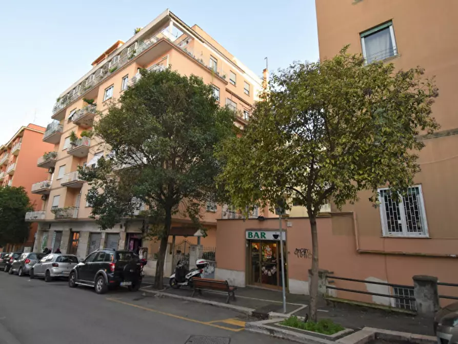 Immagine 1 di Appartamento in vendita  in Via di Monte Verde a Roma