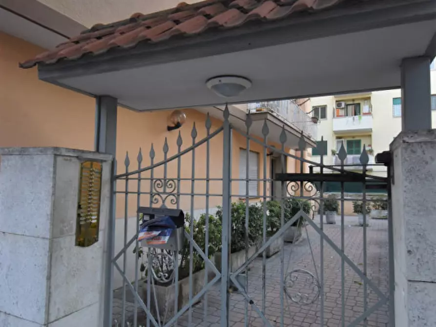 Immagine 2 di Appartamento in vendita  in Via di Monte Verde a Roma