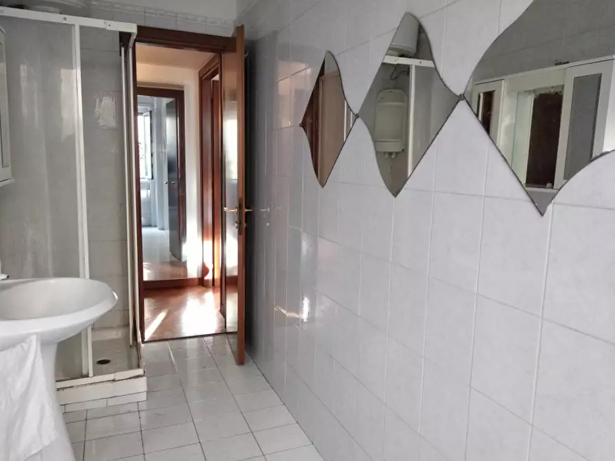 Immagine 29 di Appartamento in vendita  in Via di Monte Verde a Roma
