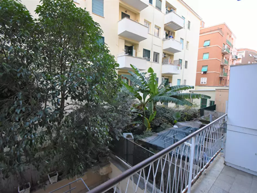 Immagine 35 di Appartamento in vendita  in Via di Monte Verde a Roma