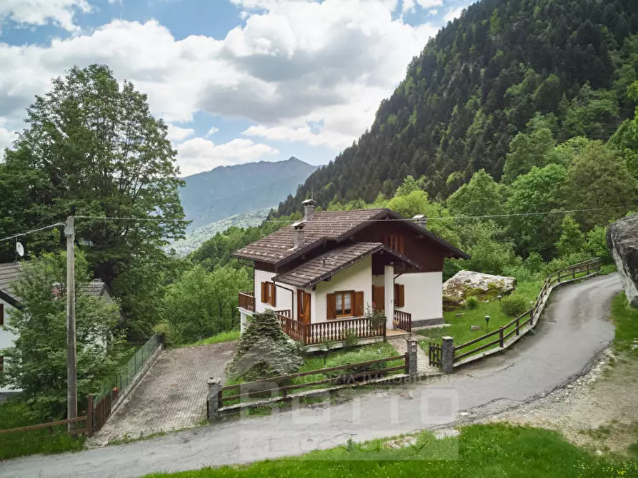 Immagine 11 di Casa indipendente in vendita  in via Pietre Grosse, 23 a Piode