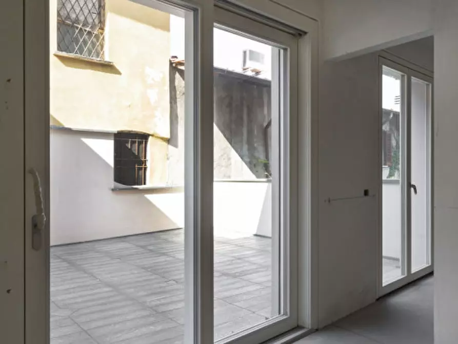 Immagine 28 di Appartamento in vendita  in piazza visconti 13 a Rho