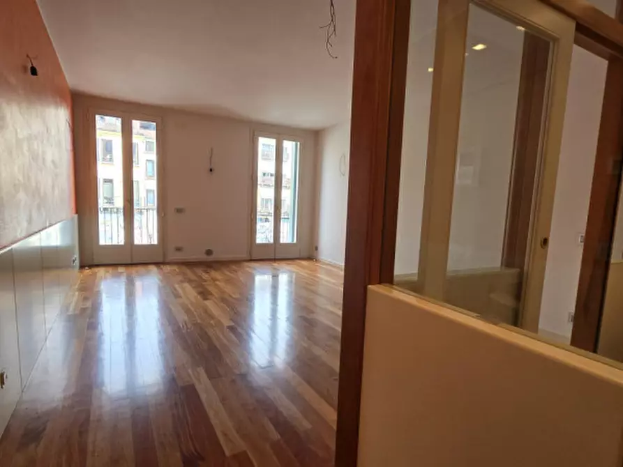 Immagine 1 di Appartamento in vendita  in Piazza dei Signori a Padova