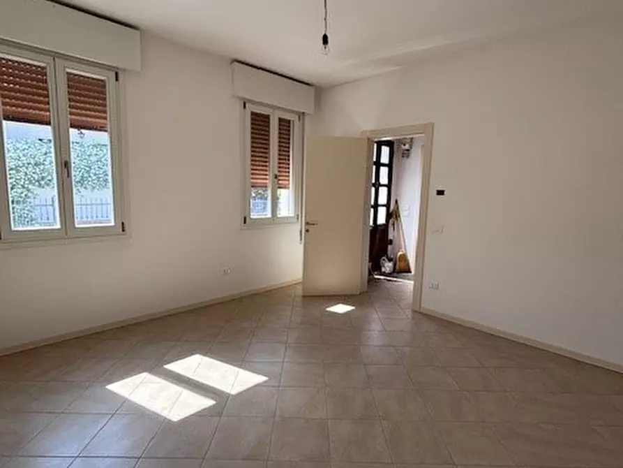 Immagine 1 di Casa indipendente in vendita  in via Montà a Padova