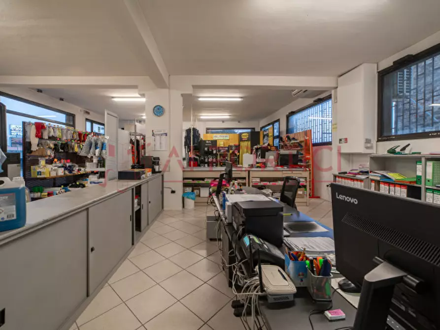 Immagine 9 di Capannone industriale in vendita  in Via Padana a Sant'angelo Di Piove Di Sacco