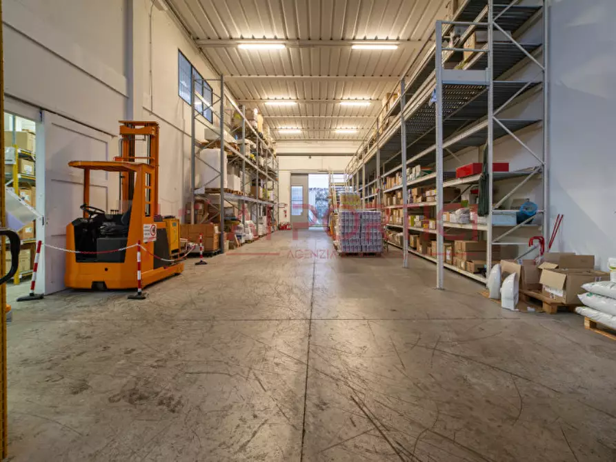 Immagine 15 di Capannone industriale in vendita  in Via Padana a Sant'angelo Di Piove Di Sacco