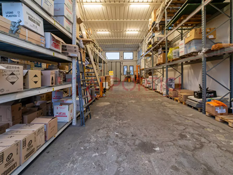 Immagine 16 di Capannone industriale in vendita  in Via Padana a Sant'angelo Di Piove Di Sacco