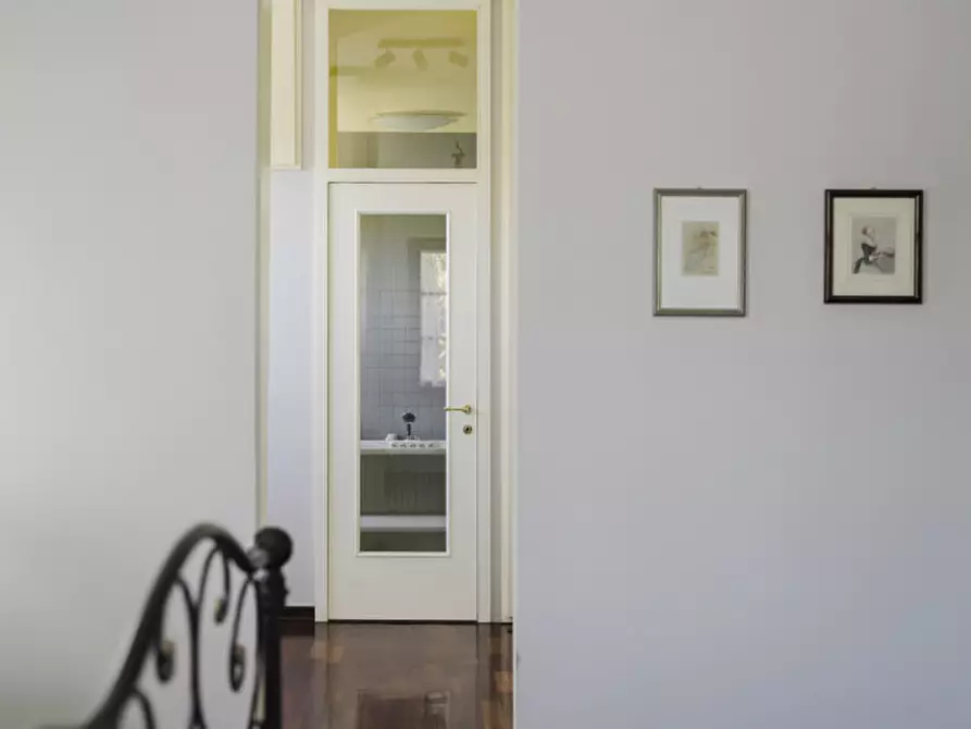 Immagine 22 di Villa in vendita  in Via Moletolo, 169 a Parma