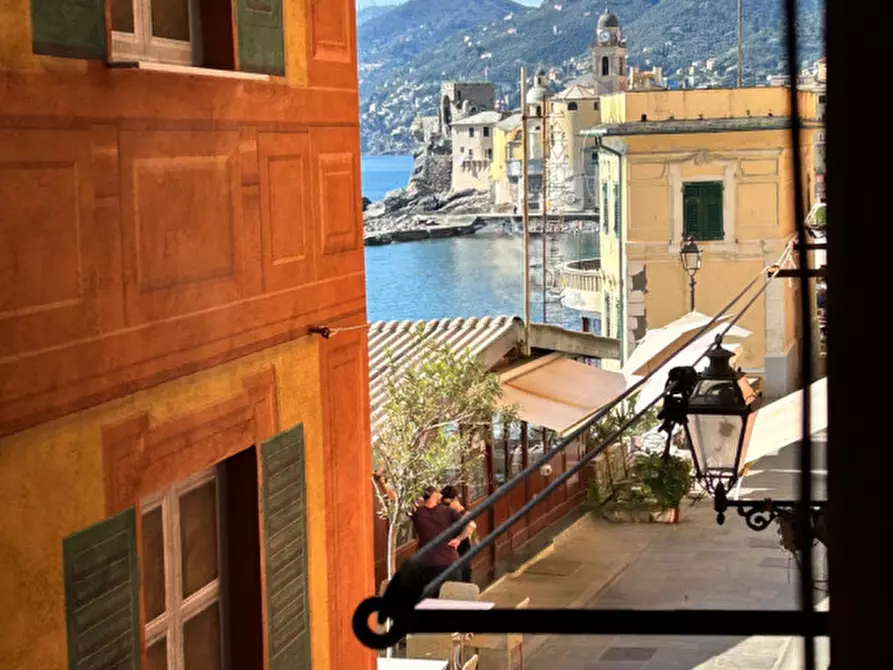 Immagine 1 di Appartamento in vendita  in Via Giuseppe Garibaldi a Camogli