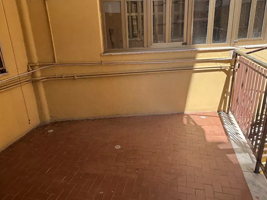 Immagine 12 di Appartamento in vendita  in VIA GAETANO DE BOTTIS a Torre Del Greco