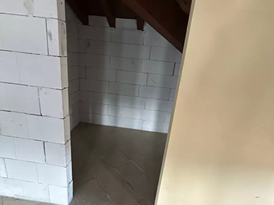 Immagine 31 di Ufficio in vendita  a Verolanuova