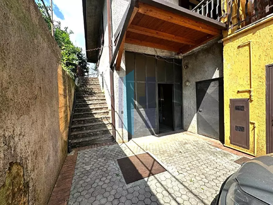 Immagine 30 di Villetta a schiera in vendita  a Botticino