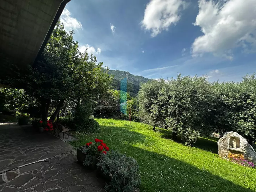 Immagine 33 di Villetta a schiera in vendita  a Botticino