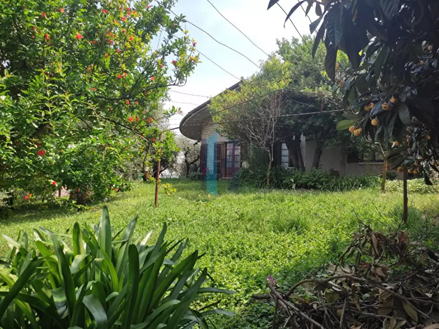 Immagine 34 di Villetta a schiera in vendita  a Botticino