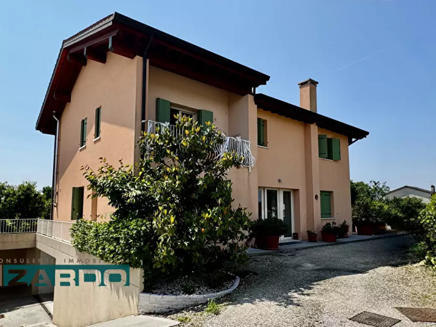 Immagine 1 di Casa indipendente in vendita  a Riese Pio x