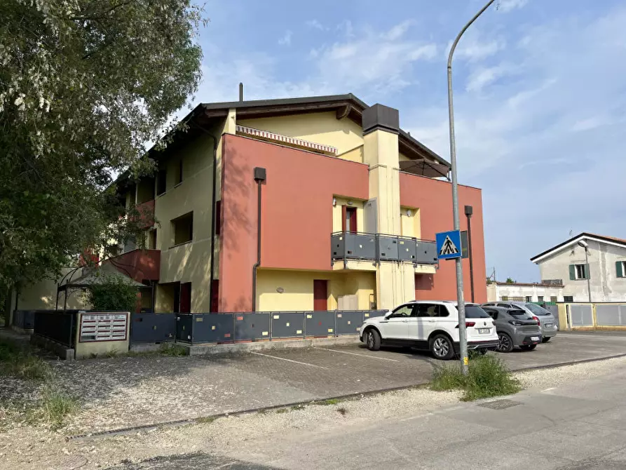 Immagine 15 di Appartamento in vendita  in via Molinetto a Breda Di Piave