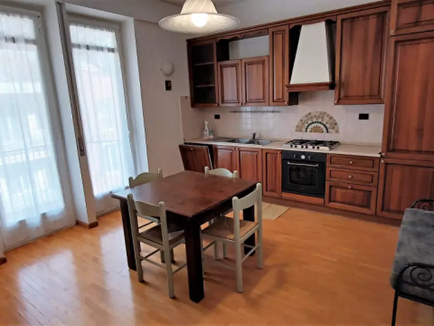 Immagine 1 di Appartamento in affitto  in via rorine a Alba