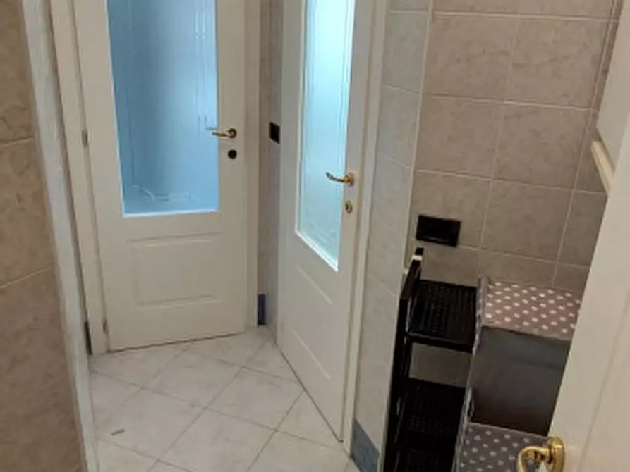 Immagine 12 di Appartamento in affitto  in via rorine a Alba