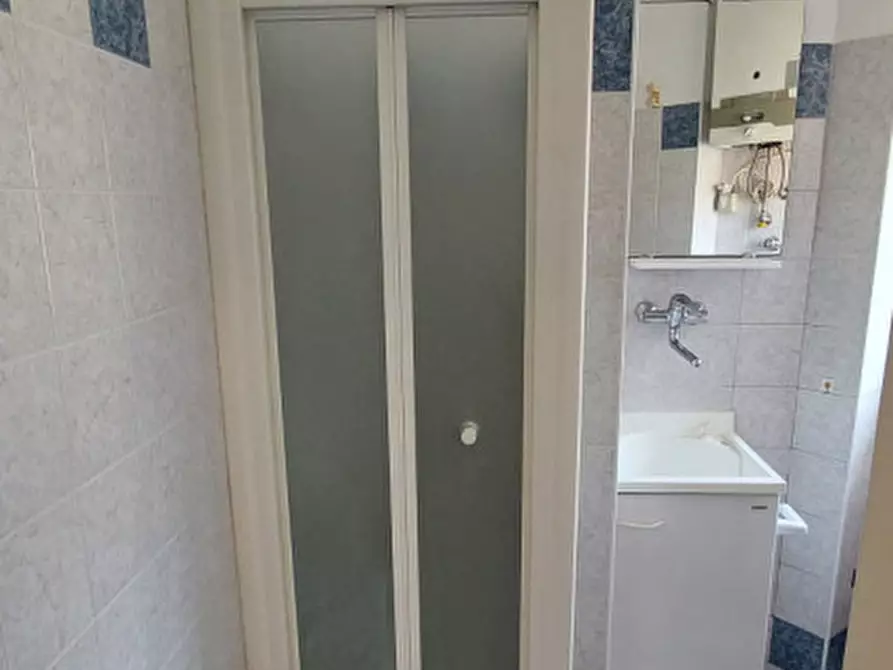 Immagine 15 di Appartamento in affitto  in via rorine a Alba