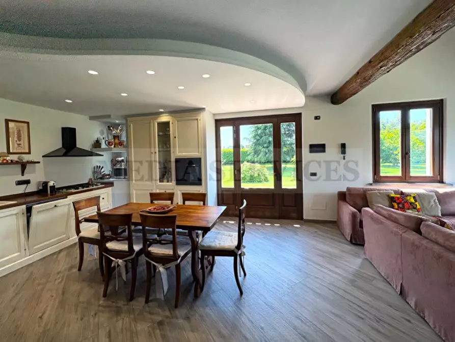 Immagine 9 di Villa in vendita  in via Roma n° 35 a Garlasco