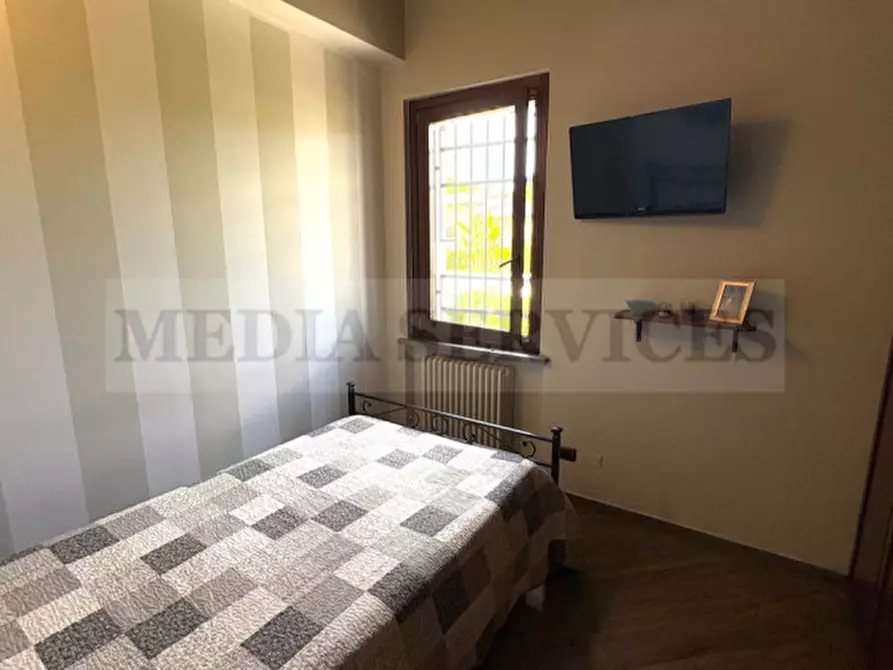 Immagine 18 di Villa in vendita  in via Roma n° 35 a Garlasco