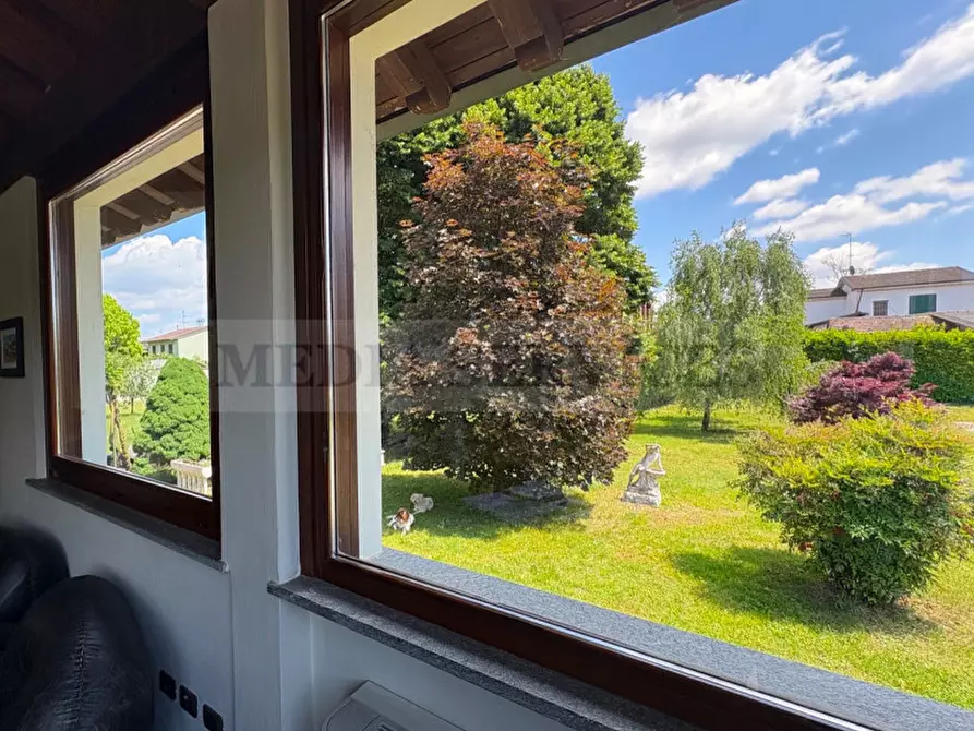 Immagine 25 di Villa in vendita  in via Roma n° 35 a Garlasco