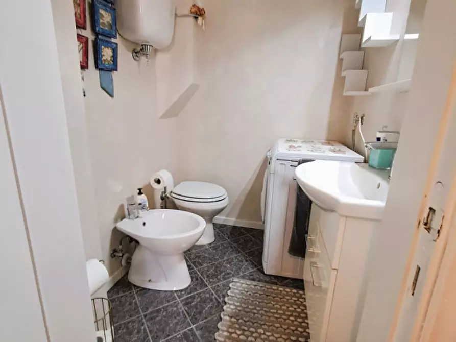 Immagine 7 di Appartamento in vendita  a Passignano Sul Trasimeno