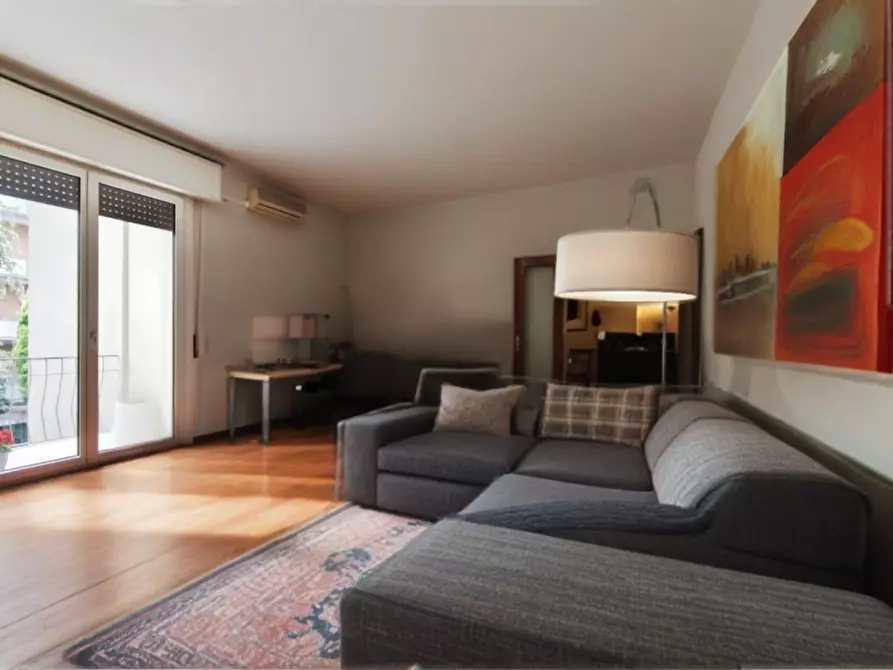 Immagine 1 di Appartamento in vendita  in Piazza Trento e Trieste a Bologna