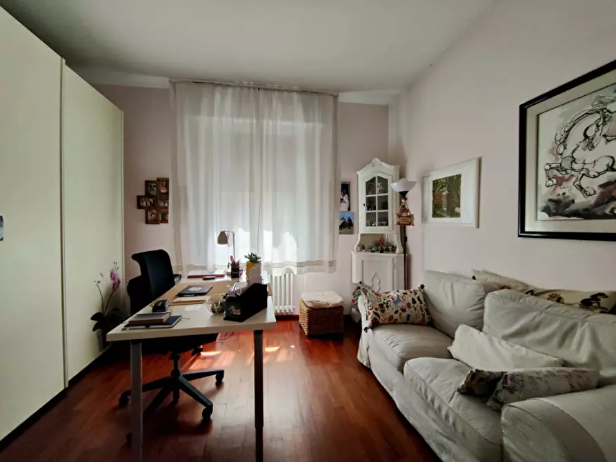 Immagine 5 di Appartamento in vendita  in Piazza Trento e Trieste a Bologna