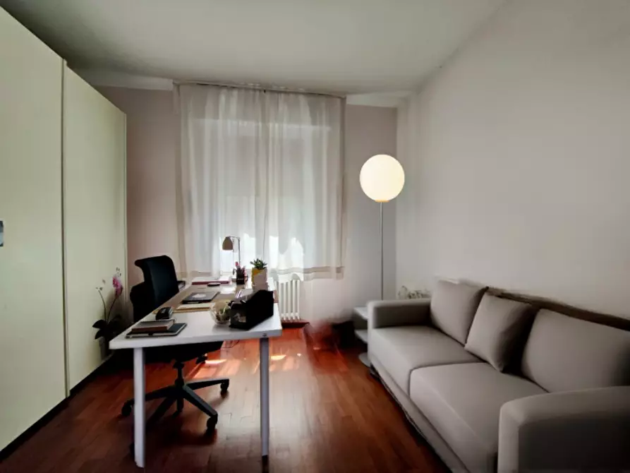 Immagine 6 di Appartamento in vendita  in Piazza Trento e Trieste a Bologna