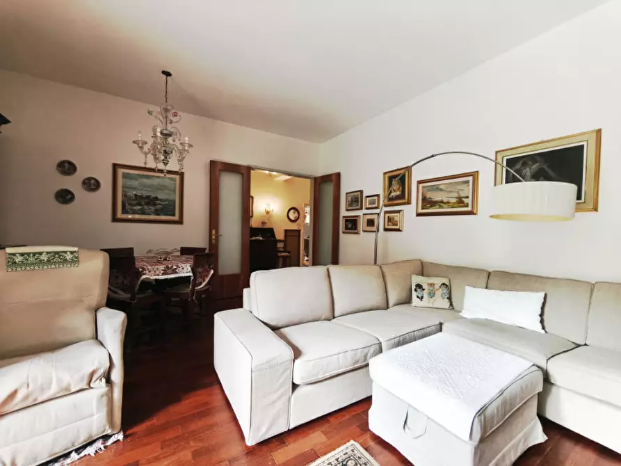 Immagine 9 di Appartamento in vendita  in Piazza Trento e Trieste a Bologna