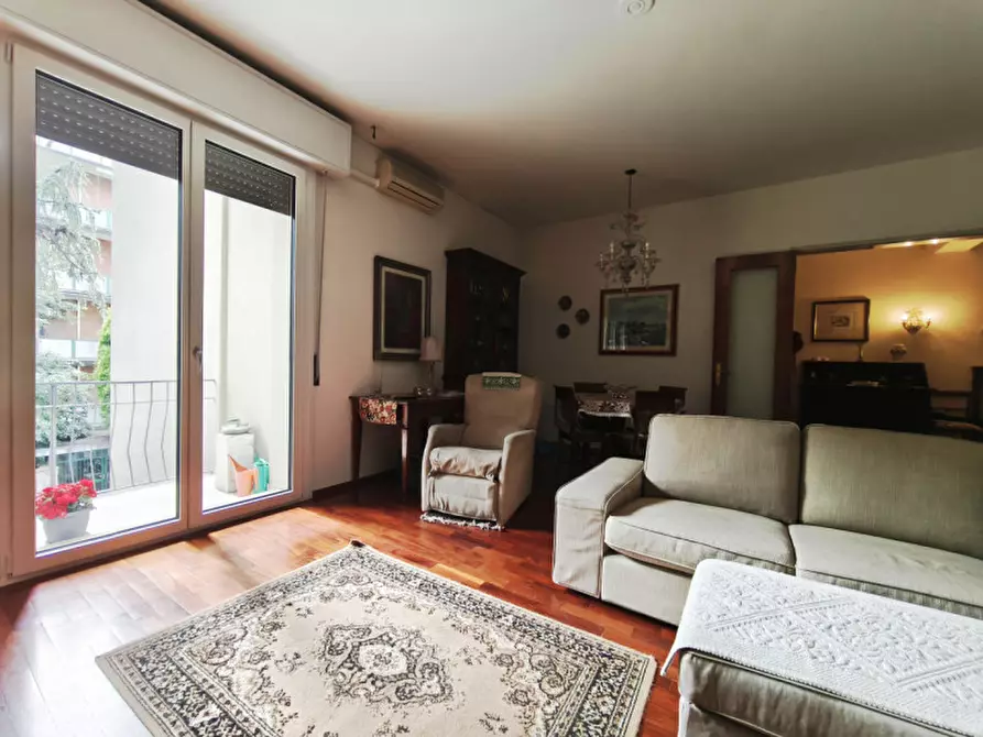 Immagine 13 di Appartamento in vendita  in Piazza Trento e Trieste a Bologna