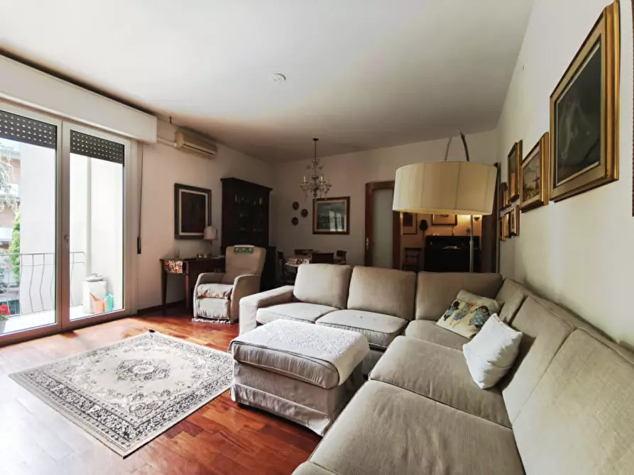 Immagine 9 di Appartamento in vendita  in Piazza Trento e Trieste a Bologna