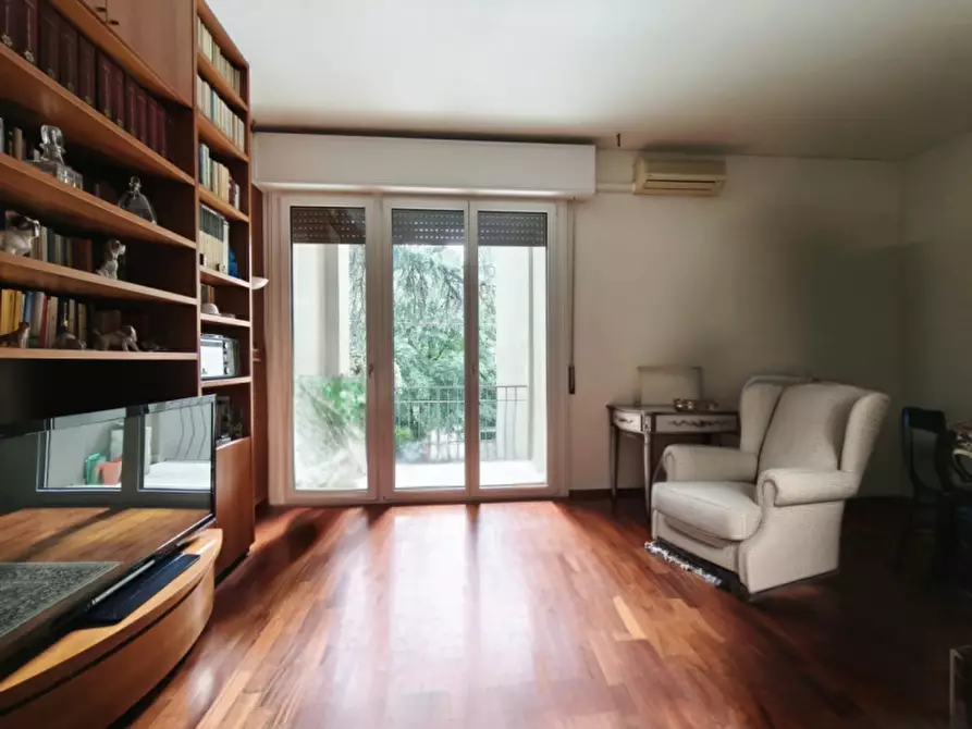 Immagine 16 di Appartamento in vendita  in Piazza Trento e Trieste a Bologna