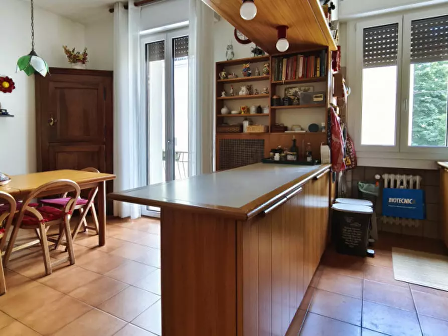 Immagine 33 di Appartamento in vendita  in Piazza Trento e Trieste a Bologna