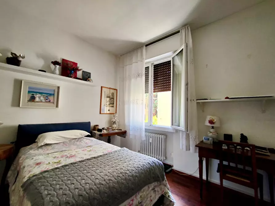 Immagine 34 di Appartamento in vendita  in Piazza Trento e Trieste a Bologna