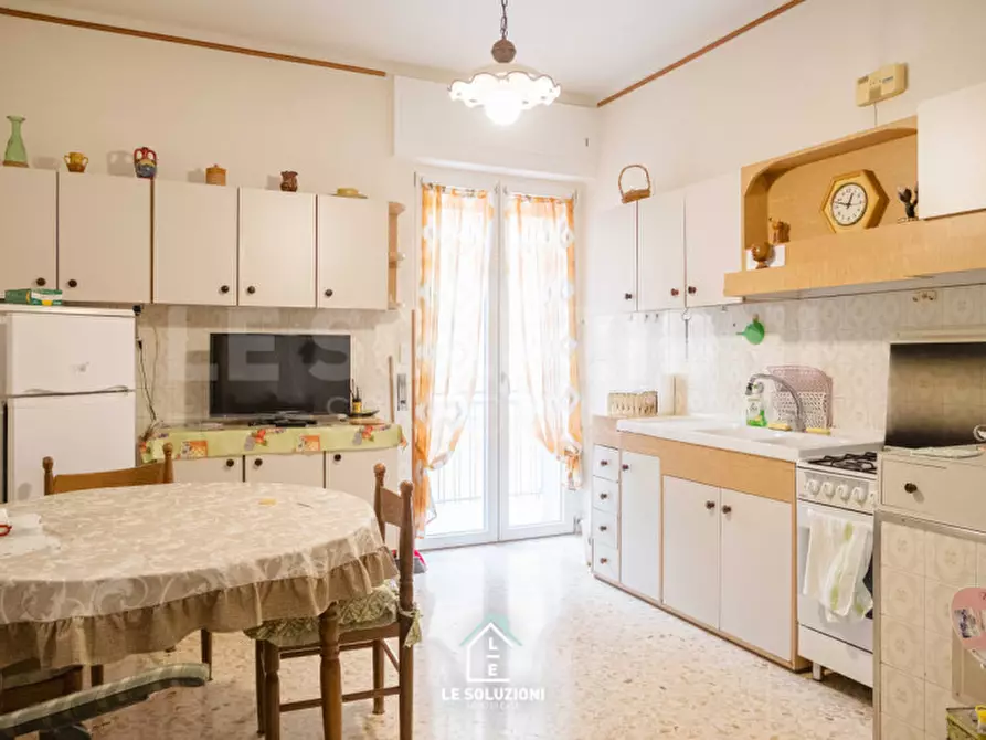 Immagine 8 di Appartamento in vendita  in Via Giuseppe Di Vittorio 40 a Putignano