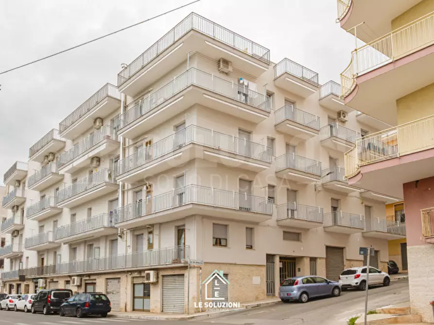 Immagine 28 di Appartamento in vendita  in Via Giuseppe Di Vittorio 40 a Putignano