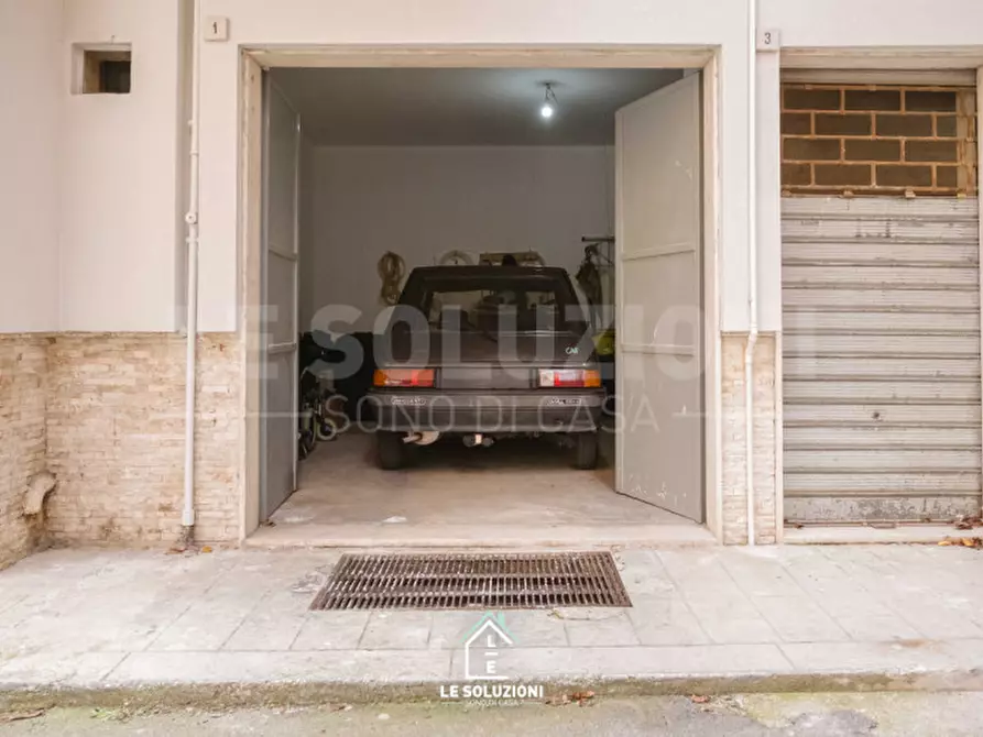 Immagine 32 di Appartamento in vendita  in Via Giuseppe Di Vittorio 40 a Putignano